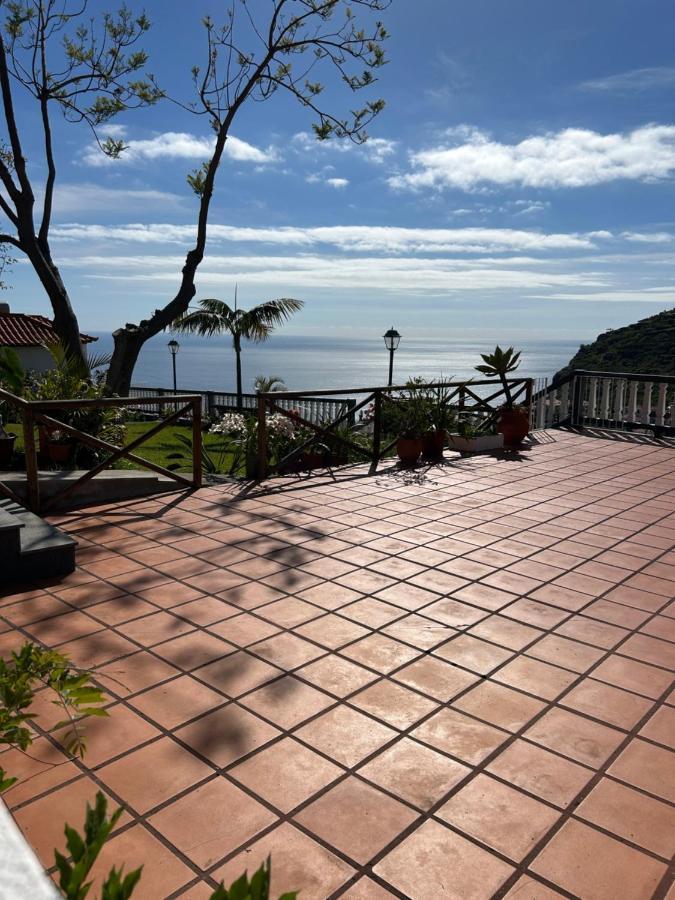 Tropical Garden Villa Arco da Calheta  Exterior photo